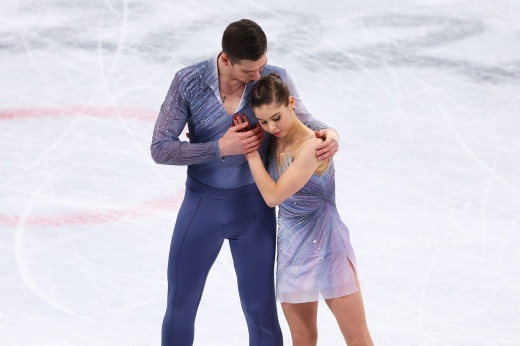 «Мы были созданы друг для друга». Как Мишина и Галлямов выиграли две медали Олимпиады