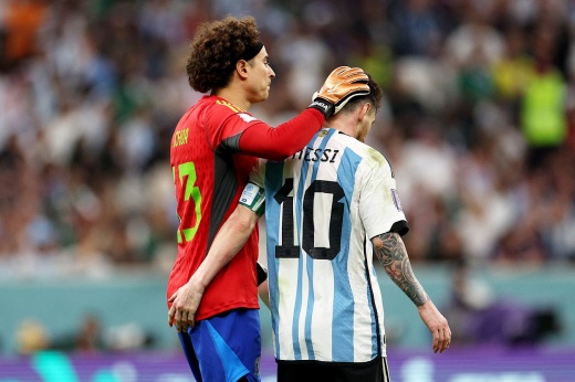 «Что Месси сделал с футболкой Мексики — неуважительно». Глупый скандал с аргентинцем на ЧМ