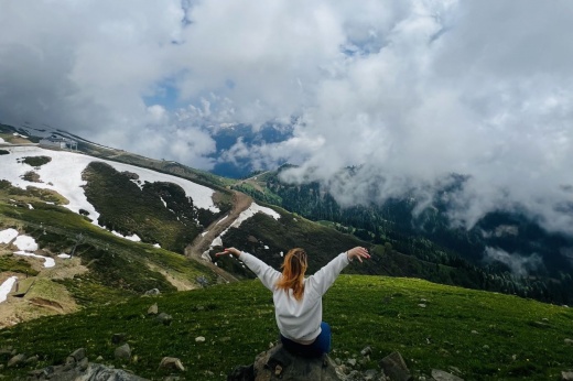 Отдых на высоте: 5 самых красивых мест в России для влюблённых в горы