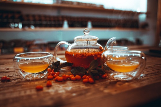 Как правильно заваривать чай из трав и ягод. 4 полезных рецепта