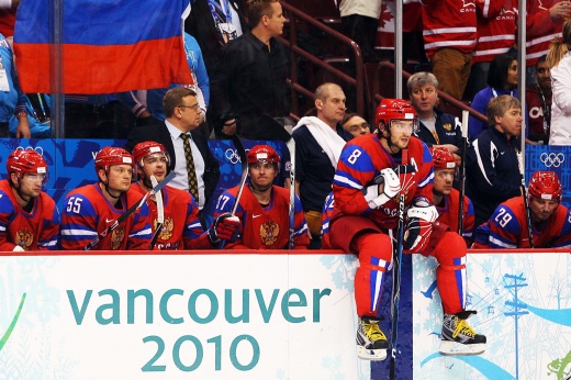 «Хоккейная холодная война окончена». 10 лет оглушительным 3:7 с Канадой