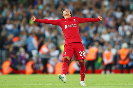 Naples Liverpool QYtEjBNnPGYrBM