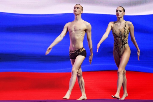 В синхронном плавании на Олимпиады пустили мужчин. Для России это круто, нечего и спорить