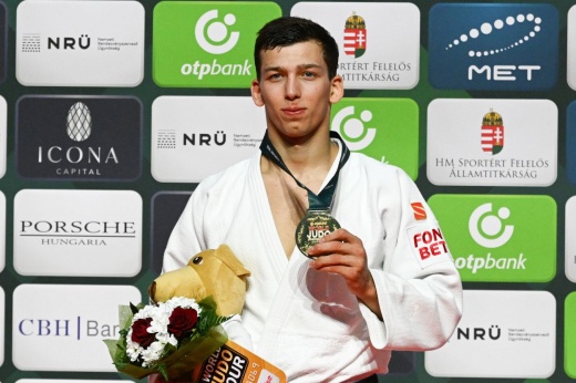 «Человек-кот» принёс России золото чемпионата мира. Чем интересна победа Тимура Арбузова?