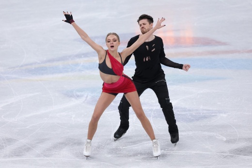 Do not take your eyes off!  The most beautiful figure skaters at the Olympics are dancing on ice