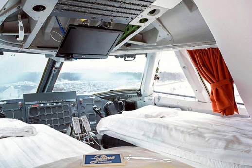 Хочу туда: самолёт, где можно переночевать в кабине пилота