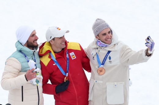 Филиппов добежал до олимпийского серебра! Российский ски-альпинист — просто герой