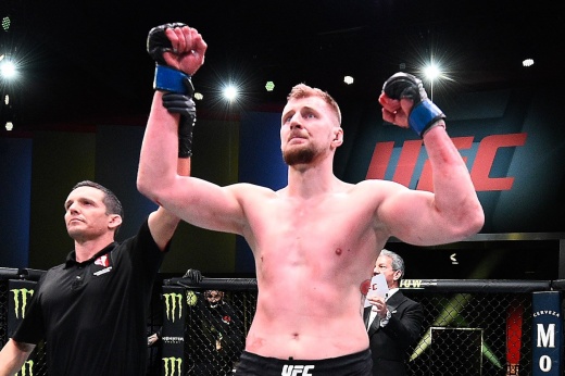 Александру Волкову могут запретить въезд в Великобританию, UFC Fight Night 204, проблемы бойцов с визами