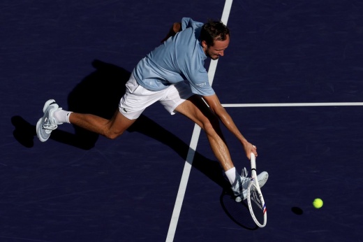 «Он вернулся! Гроссмейстер, магия!» Реакция на победу Медведева над первой ракеткой мира