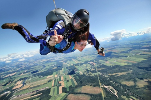 Как преодолеть страх перед первым прыжком с парашютом