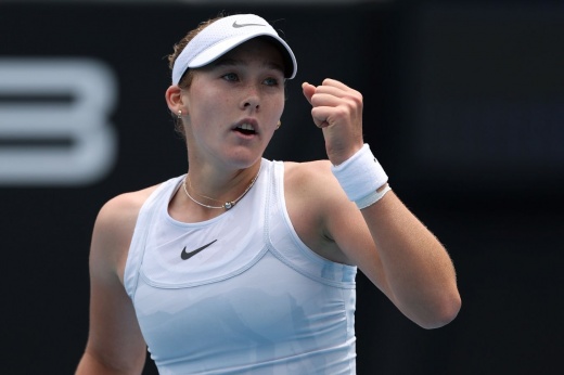 Какая драма на AO! Мирра отыграла подачу на матч и была в 2 очках от провала, но победила