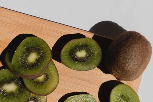 Учёные из Токио назвали киви самым полезным фруктом. Но есть его можно не всем