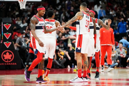 Пять отличных игроков в обмен на худший контракт НБА. Блестящий манёвр «Вашингтона»