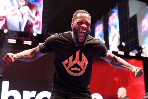 Спас дочку боксом, дрался в Магнитогорске и мечтал о баскетболе. Крутая биография Уайлдера