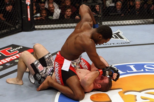 UFC 285: Джон Джонс — Сириль Ган, где смотреть видео онлайн-трансляцию, титульный бой Валентины Шевченко