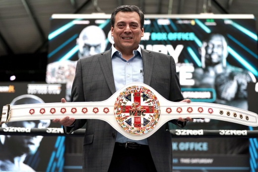 Разругались с Биволом, нелепо берегли Канело. WBC — символ всех недостатков бокса