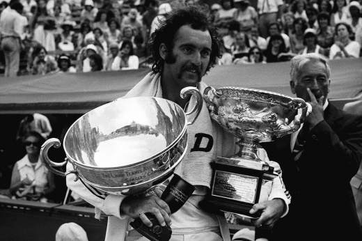 Выносил утки за больными, а потом взял титул. Уборщик выиграл Australian Open — 1976