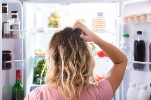 Как правильно хранить продукты в холодильнике: 5 полезных советов