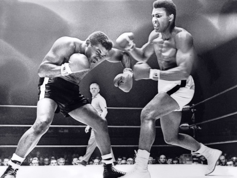 Легендарный боксёр-чемпион Мохаммед Али — причина смерти, болезнь Паркинсона, когда заболел