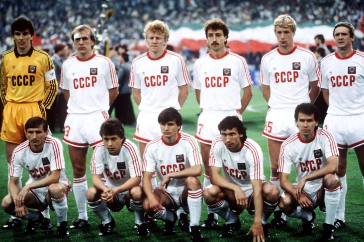 35 лет легендарному финалу Евро-1988