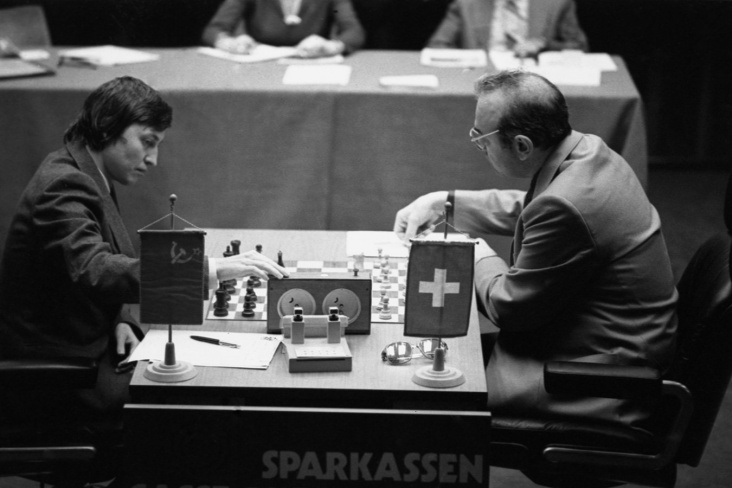 Как СССР бился за шахматную корону