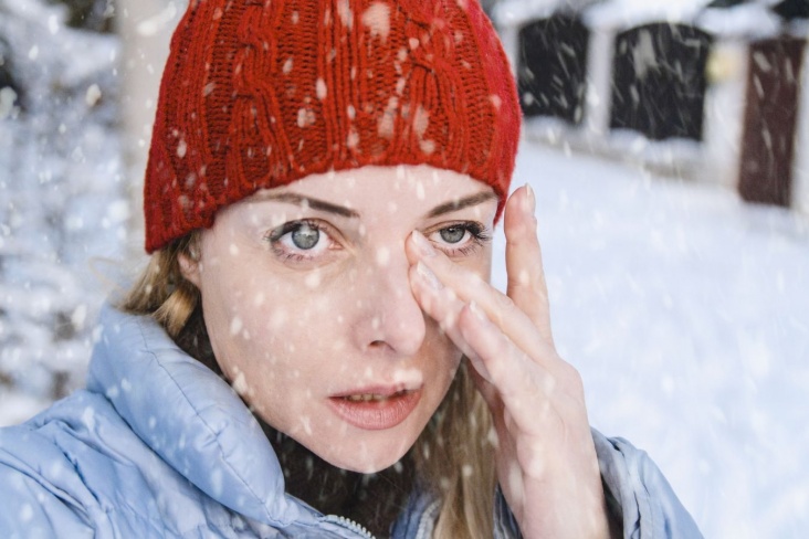 Как холодная погода влияет на здоровье глаз?