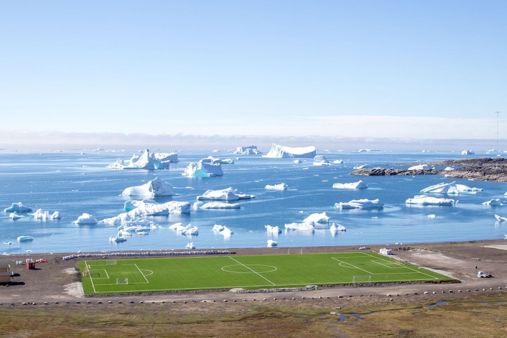 Как играют в футбол в Гренландии