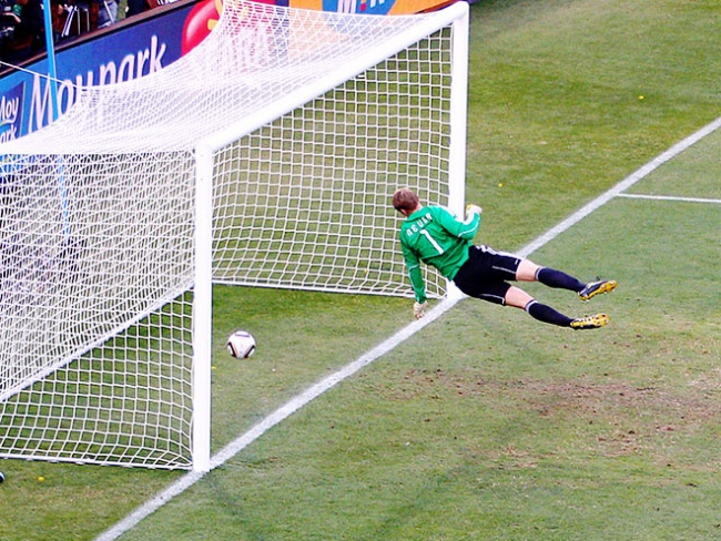 Незасчитанный гол Лэмпарда на Евро-2012