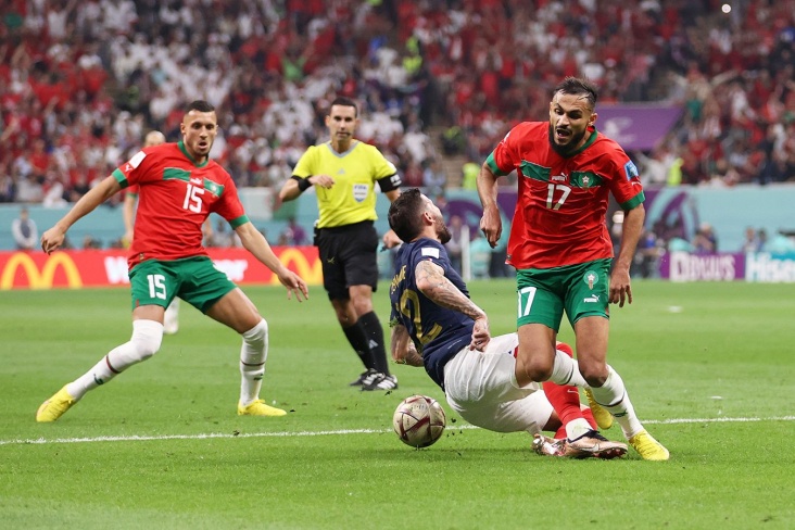 Ошибка главного арбитра матча Франция — Марокко