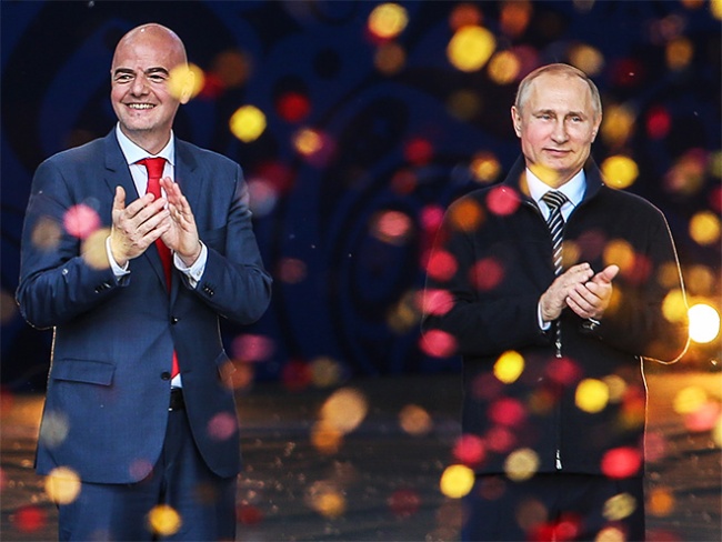 Владимир Путин и глава ФИФА Джанни Инфантино