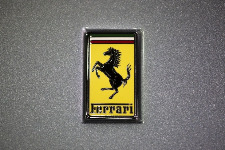 Логотип Ferrari