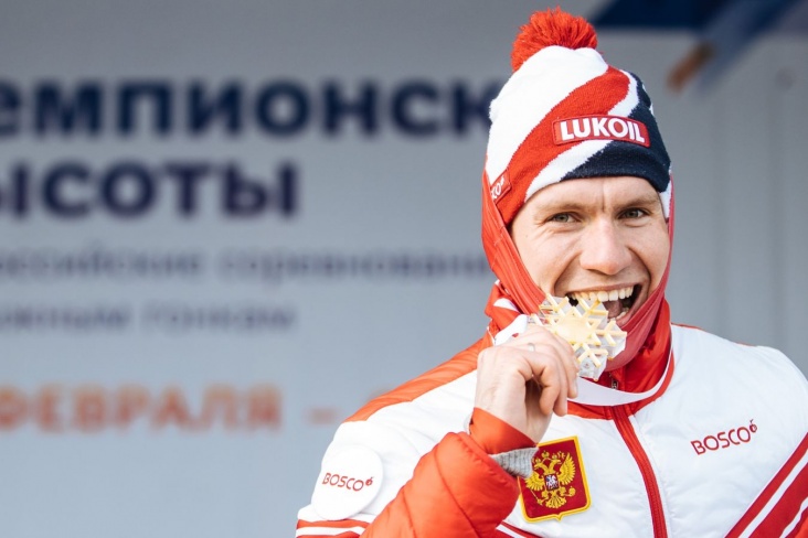 Большунов выиграл скиатлон в Малиновке
