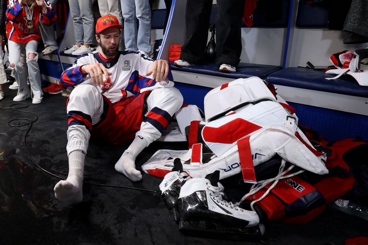 России придётся отдать в НХЛ Федотова