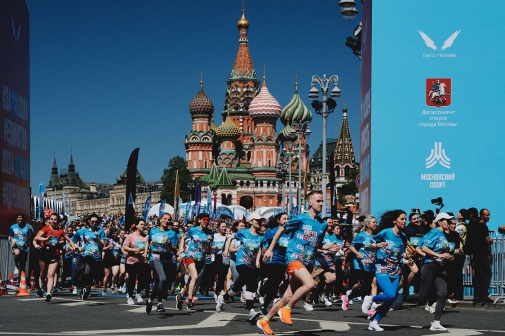 Более 160 тысяч бегунов вышли на старт «ЗаБег.РФ»