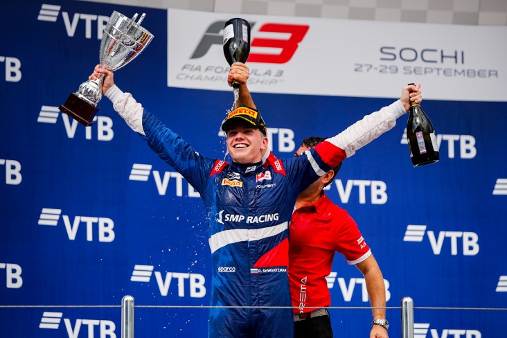 Роберт Шварцман – чемпион Формулы-3