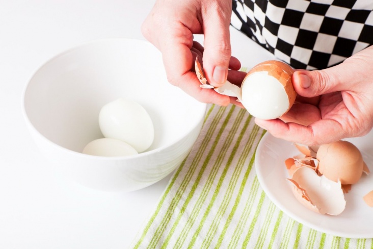 Почему яйца плохо чистятся и как это исправить