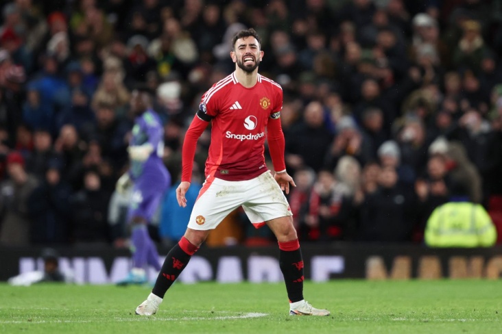 Манчестер Юнайтед — Ноттингем Форест — 2:3, обзор матча АПЛ, 7 декабря 2024, голы: Хойлунд, Фернандеш, Миленкович, Вуд – Чемпионат