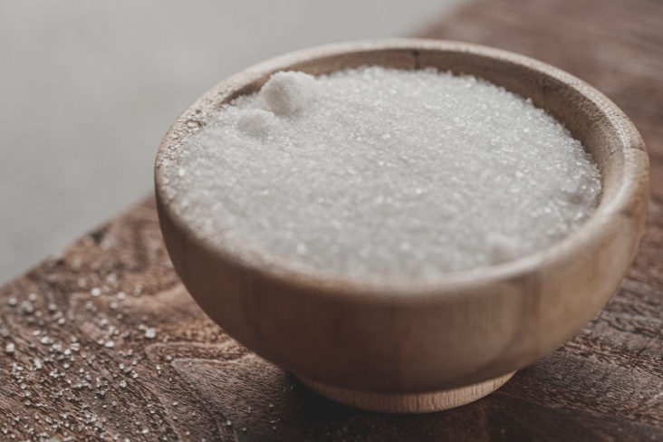 Почему стоит отказаться от сахара?