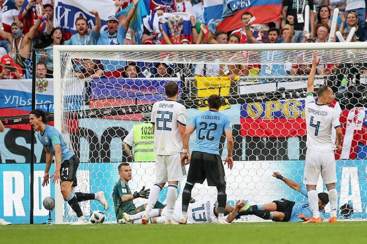 ЧМ-2018, Уругвай — Россия — 3:0