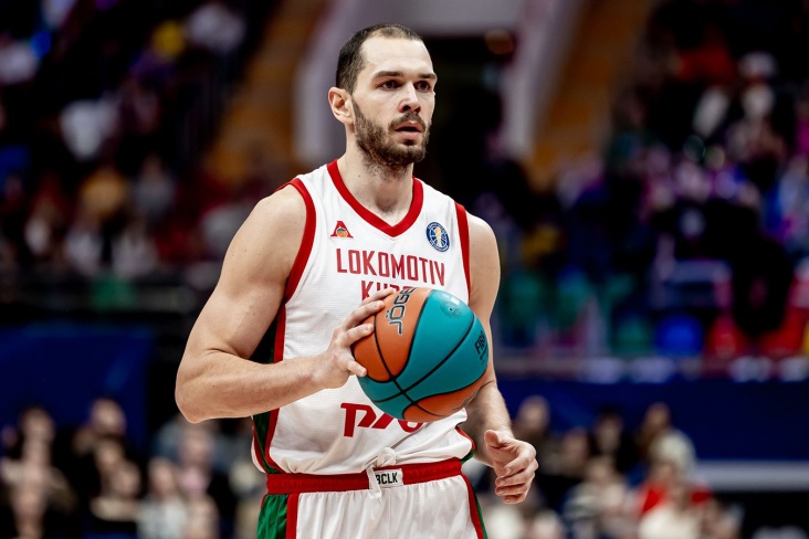 Александр Гудумак