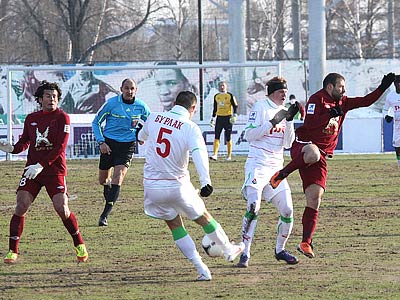 "Пришла весна – в Казани играть негде"