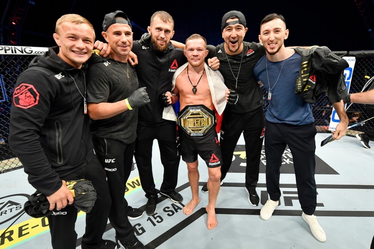 Пётр Ян стал чемпионом UFC, победив Жозе Альдо