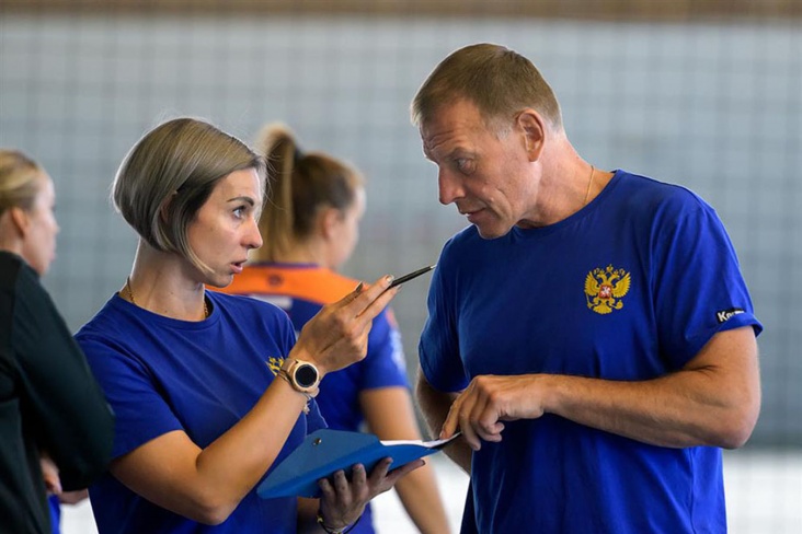 Тренер сборной России по гандболу оценил судейство