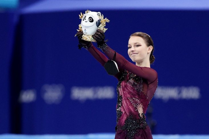 Анна Щербакова стала олимпийской чемпионкой