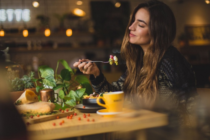 Как полезная еда влияет на настроение?