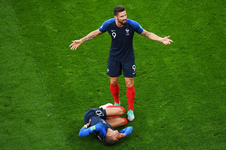 В сборной Франции возник конфликт