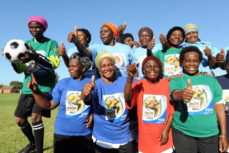 Бабушки из ЮАР создали целое футбольное явление