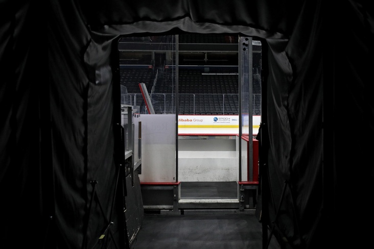 Около 100 хоккеистов НХЛ не хотят продолжать сезон