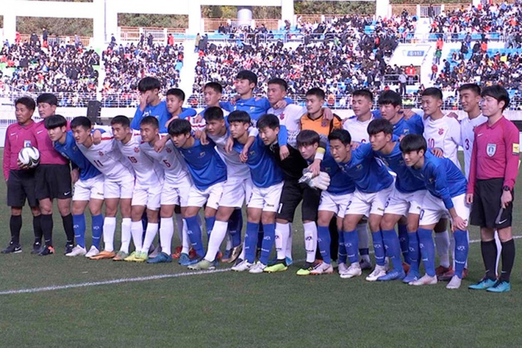 Северная и Южная Корея сыграли в футбол