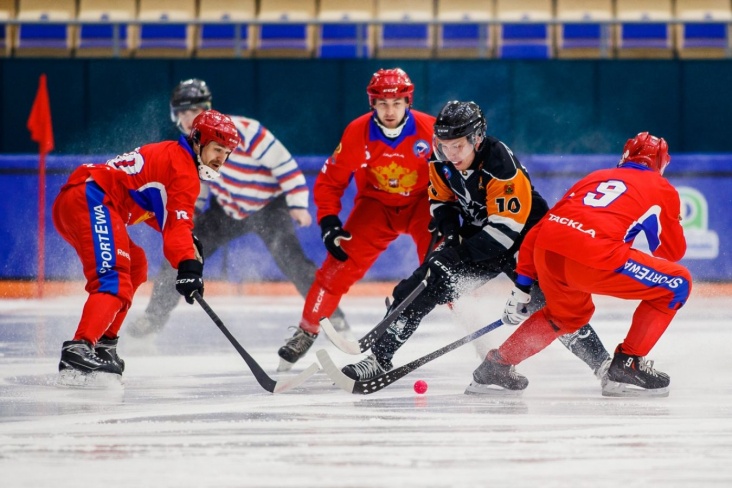 Как живёт хоккей с мячом в России
